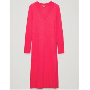 COS Wool V-Neck Long Sleeve Sweater Dress in Pink